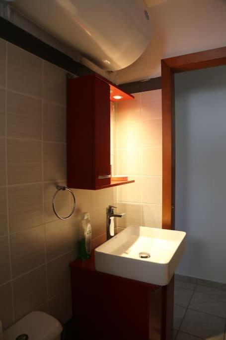 2Ndhome Peraia  ภายนอก รูปภาพ